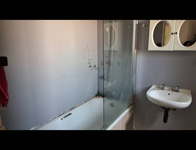2 BEDROOM SECTIONAL TITLE FOR SALE IN NORTON HOME ESTATE